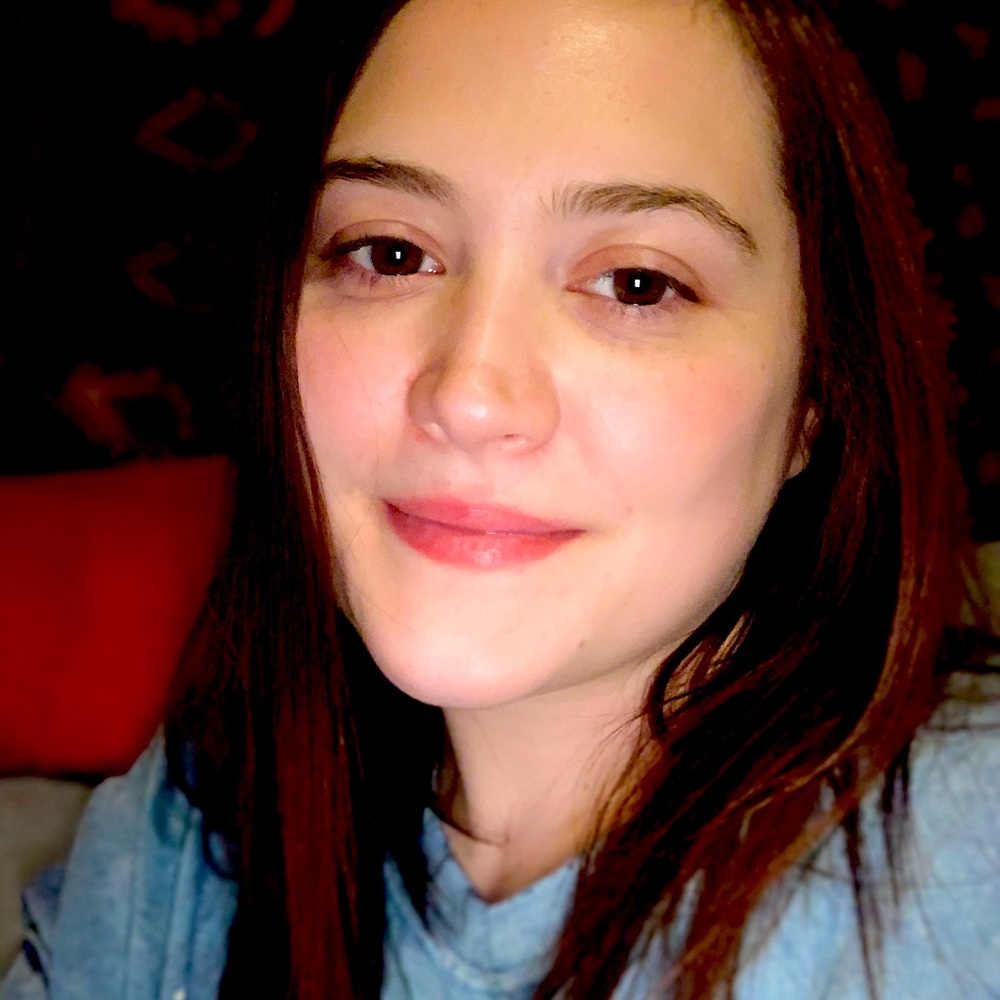 Meet your Posher, Anjela